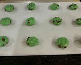 A picture of step 7 of Mint Chocolate Chip Cookies.
