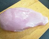 A picture of step 1 of Chicken Breast with Green Peppercorn Sauce.