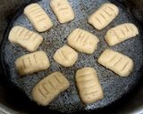 A picture of step 5 of Diet biscuits with flex seed 🧇 🧇.