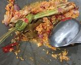 Foto langkah ke 2 dari resep Tom Yam Seafood Praktis.
