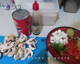 Foto langkah ke 1 dari resep Tom yum sarden kaleng (ต้มยำปลากระป๋อง).