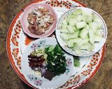 รูปขั้นตอนการทำที่ 1 ของ แกงฟักใส่ไก่🍲