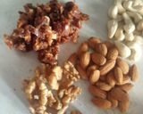 A picture of step 1 of Dates ladoo.