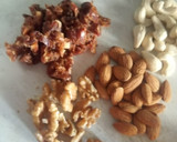 A picture of step 1 of Dates ladoo.
