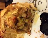 A picture of step 5 of Greek chicken pie.