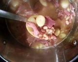 A picture of step 9 of Taisen's Ham Bean and Potatoe Soup.