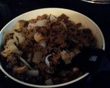 A picture of step 1 of Ground Beef and Gravy.