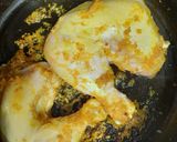 A picture of step 4 of Gilani Persian Aloo Mosamma (Chicken and Dried Fruit Stew).