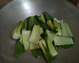 Foto langkah ke 4 dari resep Tumis Pokcoy Bawang Putih.