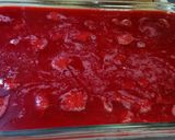 A picture of step 5 of Strawberry Jell-O Pretzel Salad.
