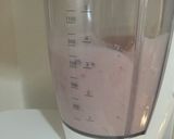 Foto del paso 4 de la receta Smoothie de frutos rojos y pera