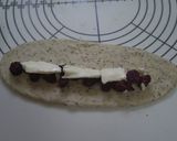 A picture of step 3 of Black Tea Bagels with Cranberry and Cream Cheese.