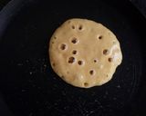 Foto langkah ke 4 dari resep Fluffy Simple Pancake.