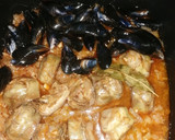 Foto del paso 4 de la receta: Alcachofas guisadas con mejillones de roca