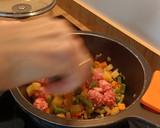 Foto del paso 2 de la receta: Receta express de alubias con longaniza