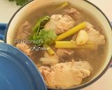 A picture of step 2 of Lemongrass Chicken Soup.
