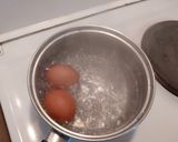 Φωτογραφία βήματος 1 της συνταγής Eggs in a blanket toast