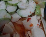 Foto langkah ke 3 dari resep Asinan Bengkuang Jambu Kristal.