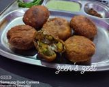 A picture of step 5 of Matar Aloo Kachoris.