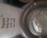 A picture of step 1 of Barley pan cake.
