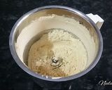 A picture of step 1 of Roasted chana peda.