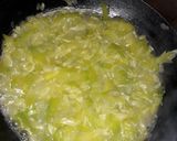 Foto del paso 2 de la receta: Pollo, ensalada y huevo HECHO AL AGUA, SII AL AGUA🥰