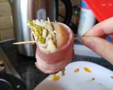 A picture of step 5 of Chiken rolls.