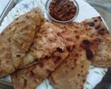 A picture of step 6 of Aloo kay parathay.