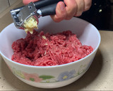 Foto del paso 2 de la receta: Hamburguesas de ternera en salsa de champiñones