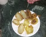 A picture of step 7 of Cheesy chilli potato cups.
