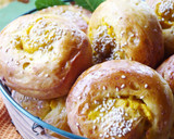 A picture of step 15 of Kabocha Squash Twisted Bread Rolls.