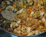 A picture of step 8 of Dry Curry (with Lots of Chinese Cabbage).