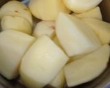 आलू बैंगन की कलौंजी (aloo baingan ki kalonji recipe in Hindi) रेसिपी चरण 2 फोटो