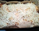 A picture of step 4 of Skunks chili lasagne.