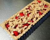 A picture of step 10 of Cherry Crumble Tart.