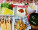 A picture of step 7 of Homemade Egg Nigiri Sushi (great for kids!).