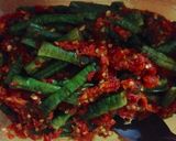 Foto langkah ke 4 dari resep Empal balado kacang panjang.