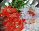 A picture of step 3 of Seviya Uttapam.