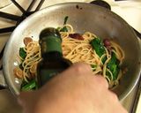 A picture of step 8 of Firefly Squid and Nanohana Spaghetti.