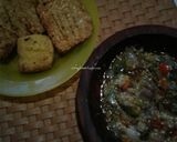 Foto langkah ke 2 dari resep Sambal Terong Hijau.