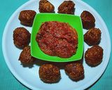 வெஜ் முட்டைகோஸ் கோலா உருண்டை (Veg muttaikosh kola urundai recipe in tamil) ரெசிபி ஸ்டேப் 1 புகைப்படம்