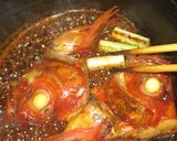 A picture of step 11 of Restaurant-Quality Simmered 'Kinmedai' (Splendid alfonsino) Head and Japanese Leeks.