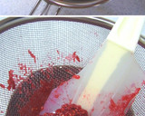 A picture of step 3 of Raspberry Sauce (Raspberry Purée).