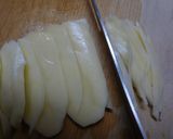 A picture of step 2 of Potato Fermented Krill Stir-Fry.