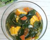 Foto langkah ke 3 dari resep Sayur Bening Bayam Jagung.