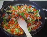 Foto del paso 4 de la receta Fideuá de carne rico rico de la Brigada Espartana