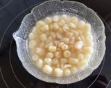 Hình bước làm 3 của món Combo Chè và Sữa Hạt Sen