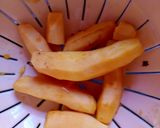 લીલી હળદર નુ શાક (Lili Haldar Shak Recipe In Gujarati) રેસીપી સ્ટેપ1ફોટો