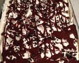 A picture of step 7 of Oreo Pudding Pie.