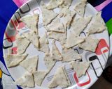 A picture of step 2 of Crispy nachos.